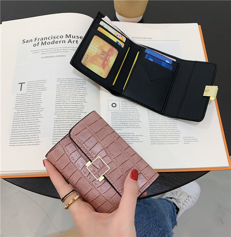 Small wallet female have cash less than that is registered in the accounts Korean version 2021 new pattern fashion Crocodile pattern Embossing Buckles coin purse Triple fold Card bag tide
