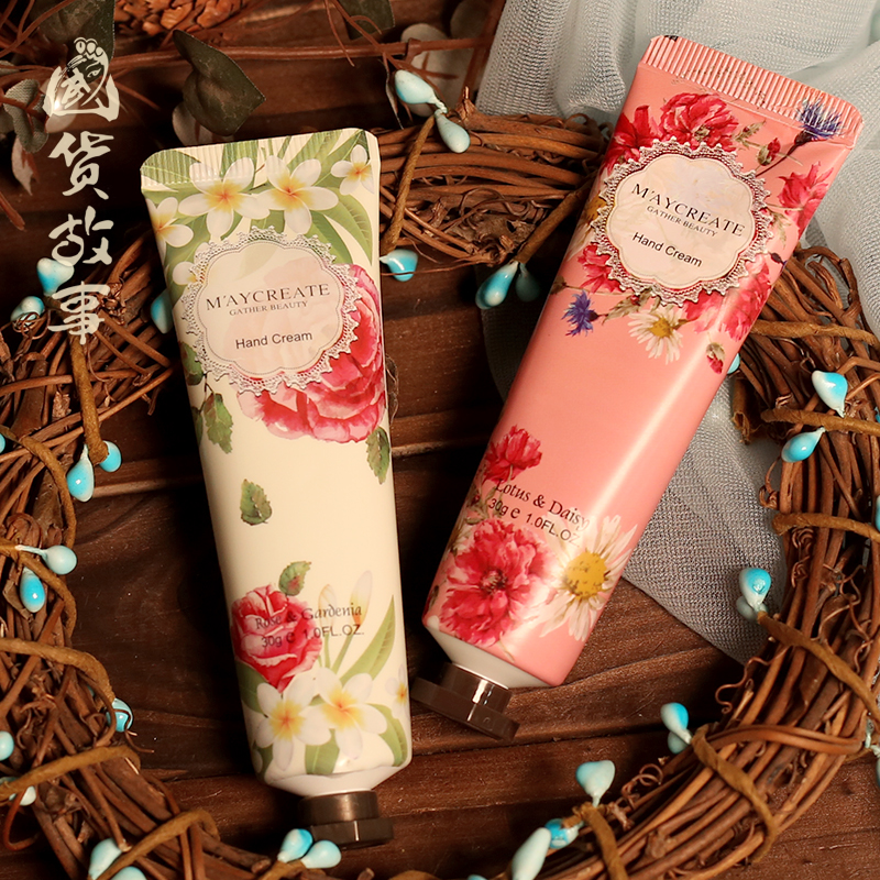 Bodybuilding research Daisy Hand Cream female summer refreshing Moisture Replenish water Not greasy urea Small branch With you carry