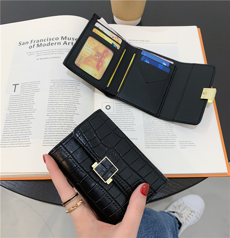 Small wallet female have cash less than that is registered in the accounts Korean version 2021 new pattern fashion Crocodile pattern Embossing Buckles coin purse Triple fold Card bag tide