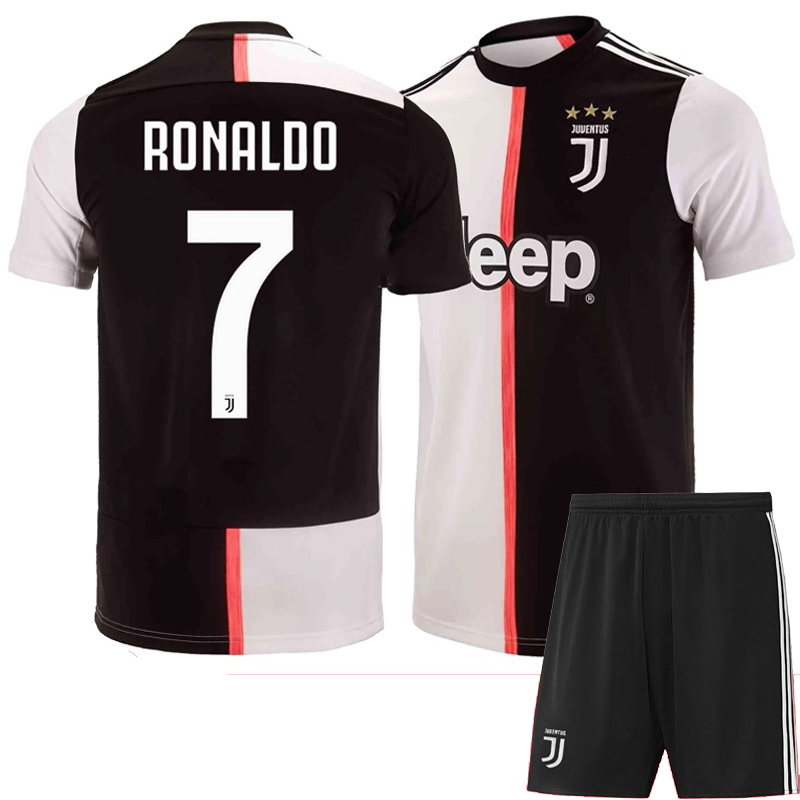 cristiano ronaldo new juventus jersey